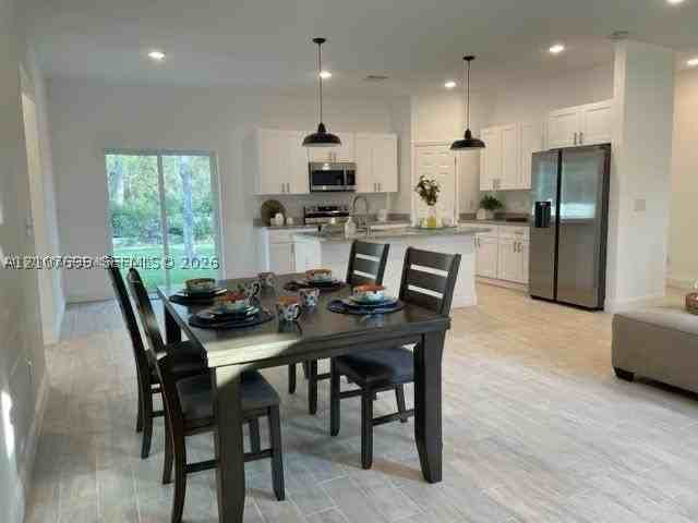 2270 Sw 169th Pl - Photo 3 of 18