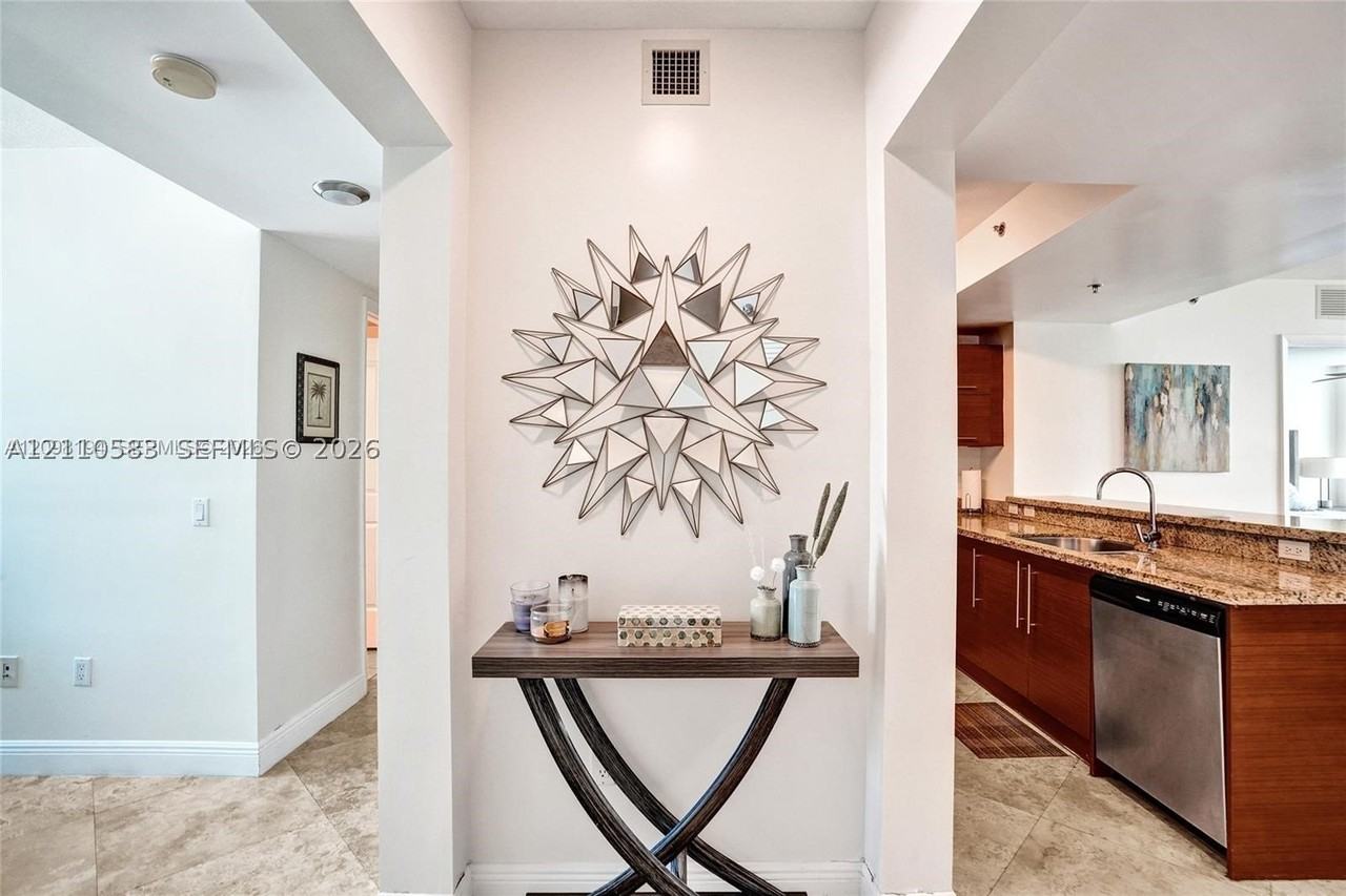 2681 N Flamingo Rd #605S - Photo 2 of 6