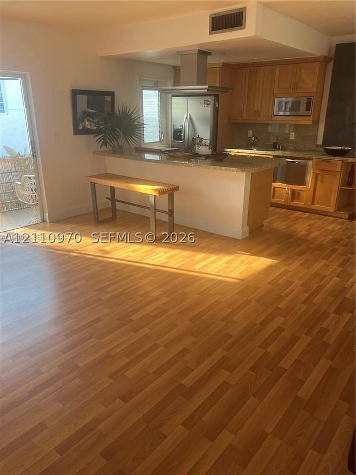 2858 Pine Tree Dr #8 - Photo 6 of 26