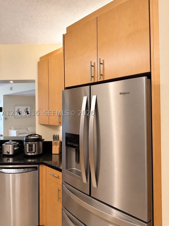 10730 Nw 66th St #104 - Photo 6 of 8