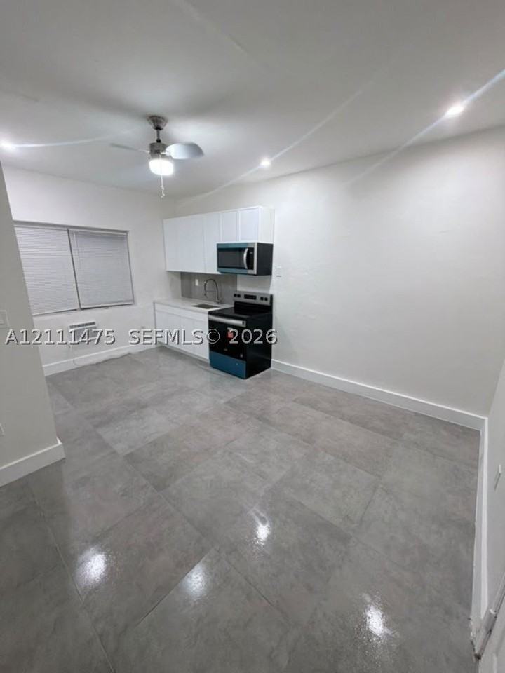 1965 Calais Dr #3 - Photo 3 of 6