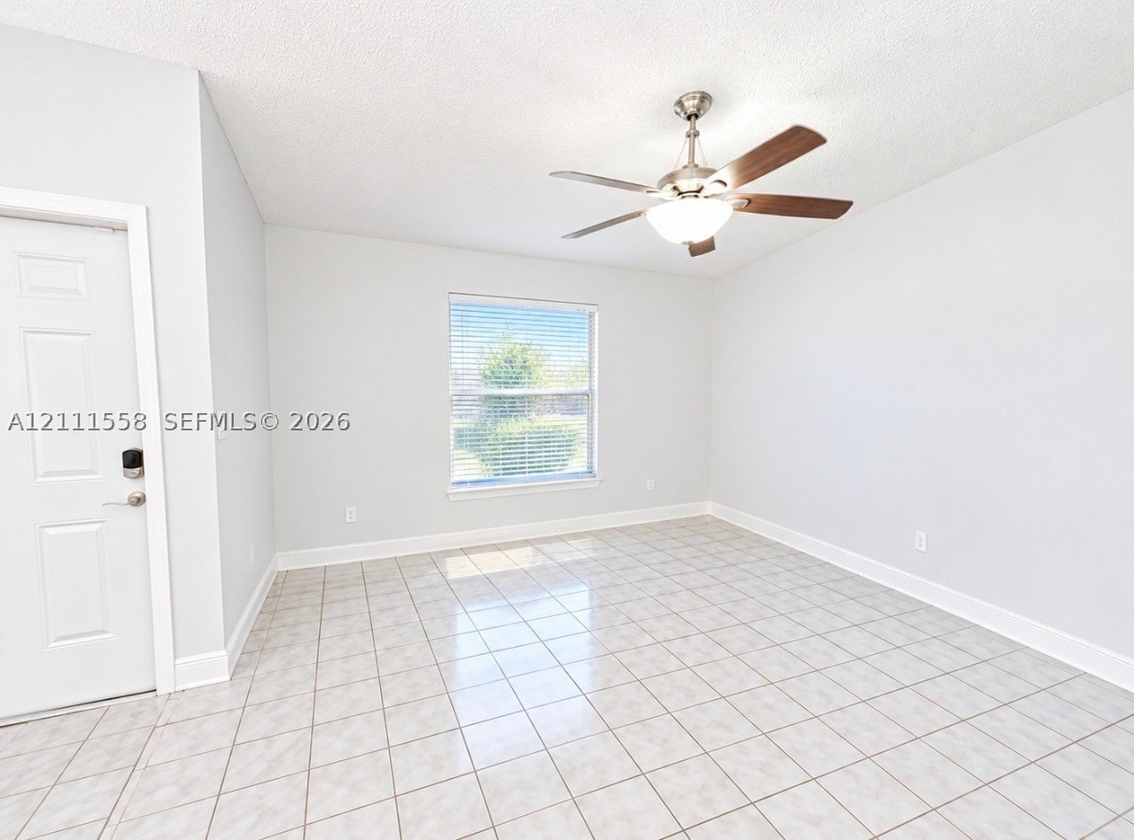 3652 Nw 83rd Ln #3652 - Photo 3 of 19