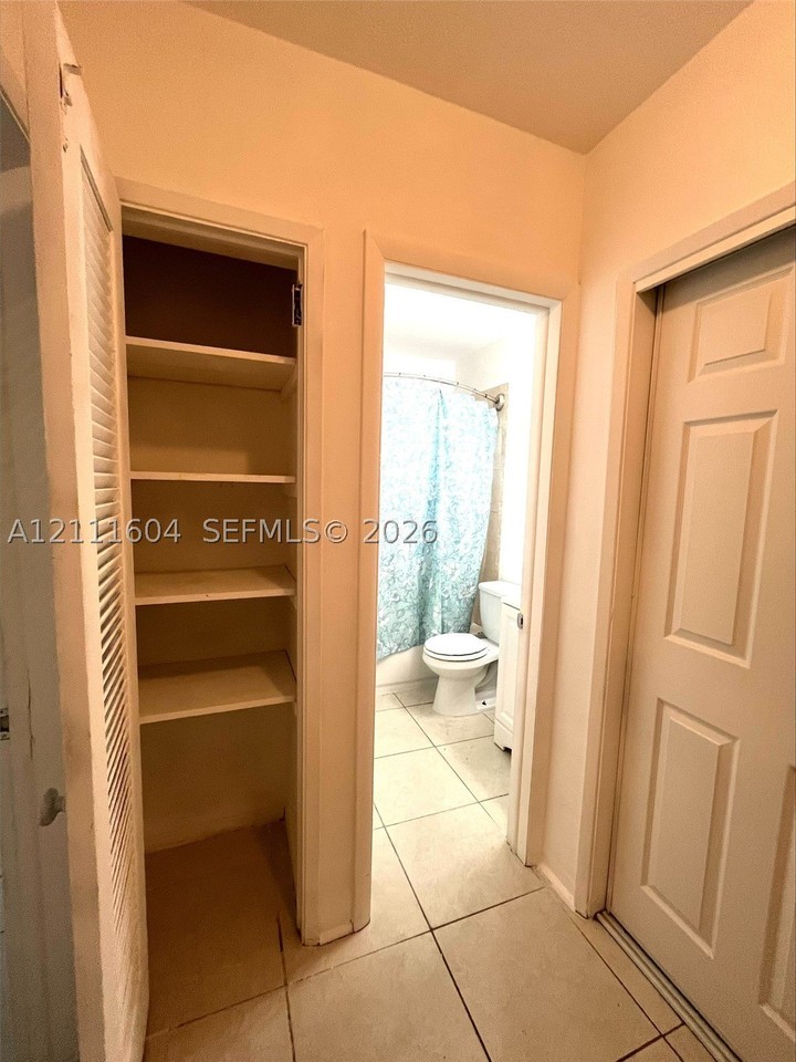 1800 Miami Rd #2 - Photo 6 of 10