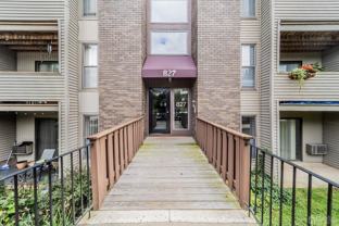 827 Main St Apt D #Apt D - Photo 1 of 1