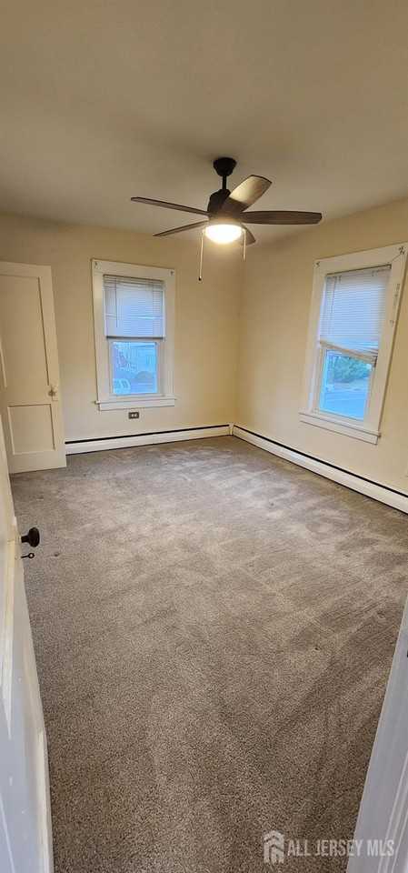 124 Runyon Ave #2 - Photo 7 of 9