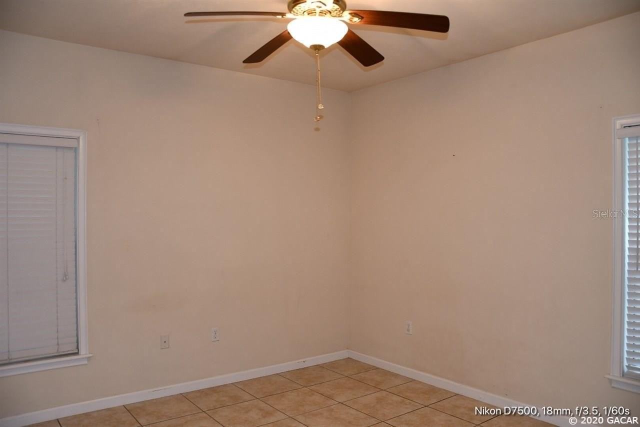2155 Nw 10th St #B - Photo 6 of 13