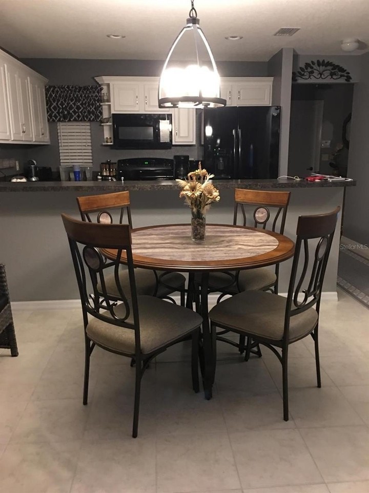 4500 Turnberry Ln - Photo 6 of 21