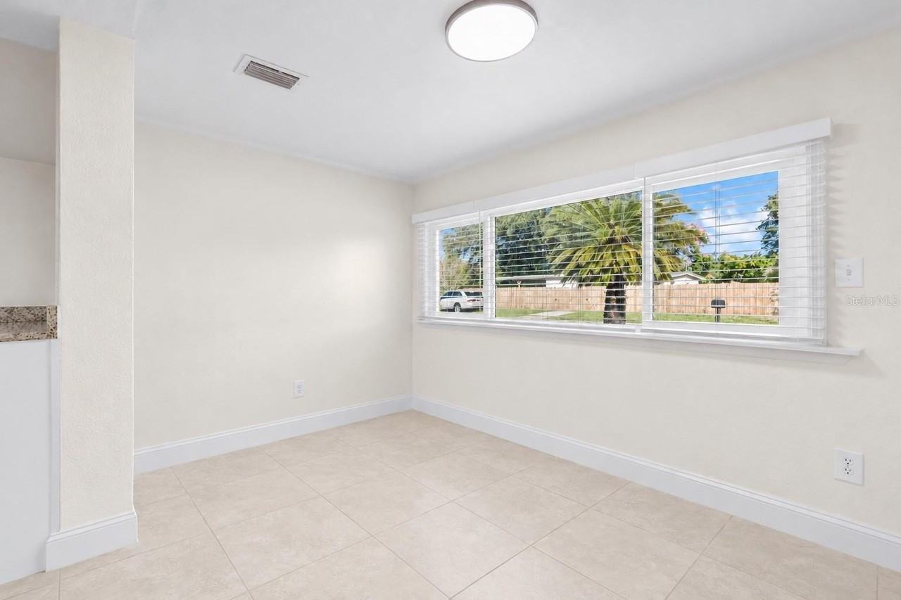 2280 Norwell Ave - Photo 4 of 28