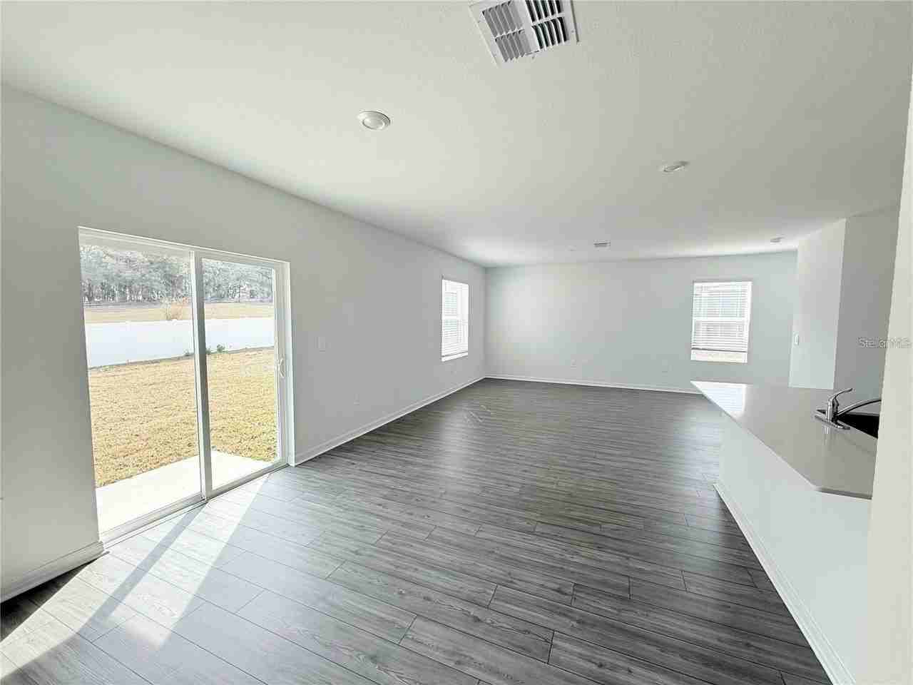 3809 Ne 32nd Ct - Photo 2 of 27