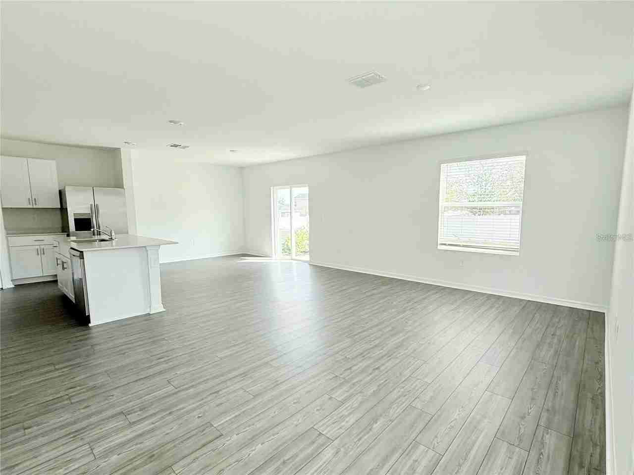 3809 Ne 32nd Ct - Photo 3 of 27