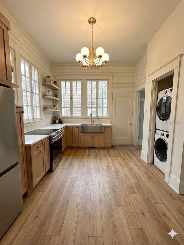 106 Nw 7th St - Photo 5 of 13