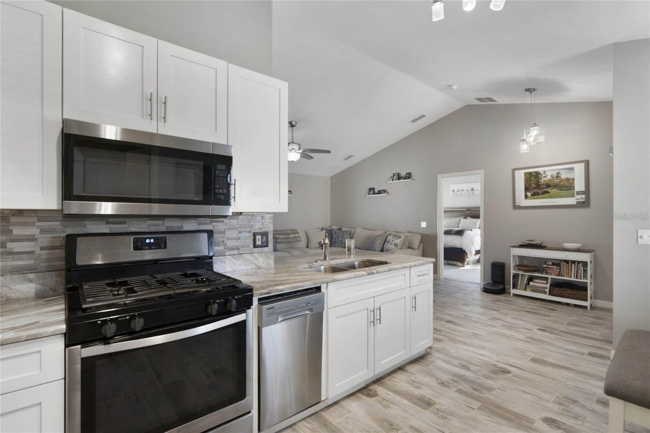 5521 Willow Bend Trl - Photo 7 of 19