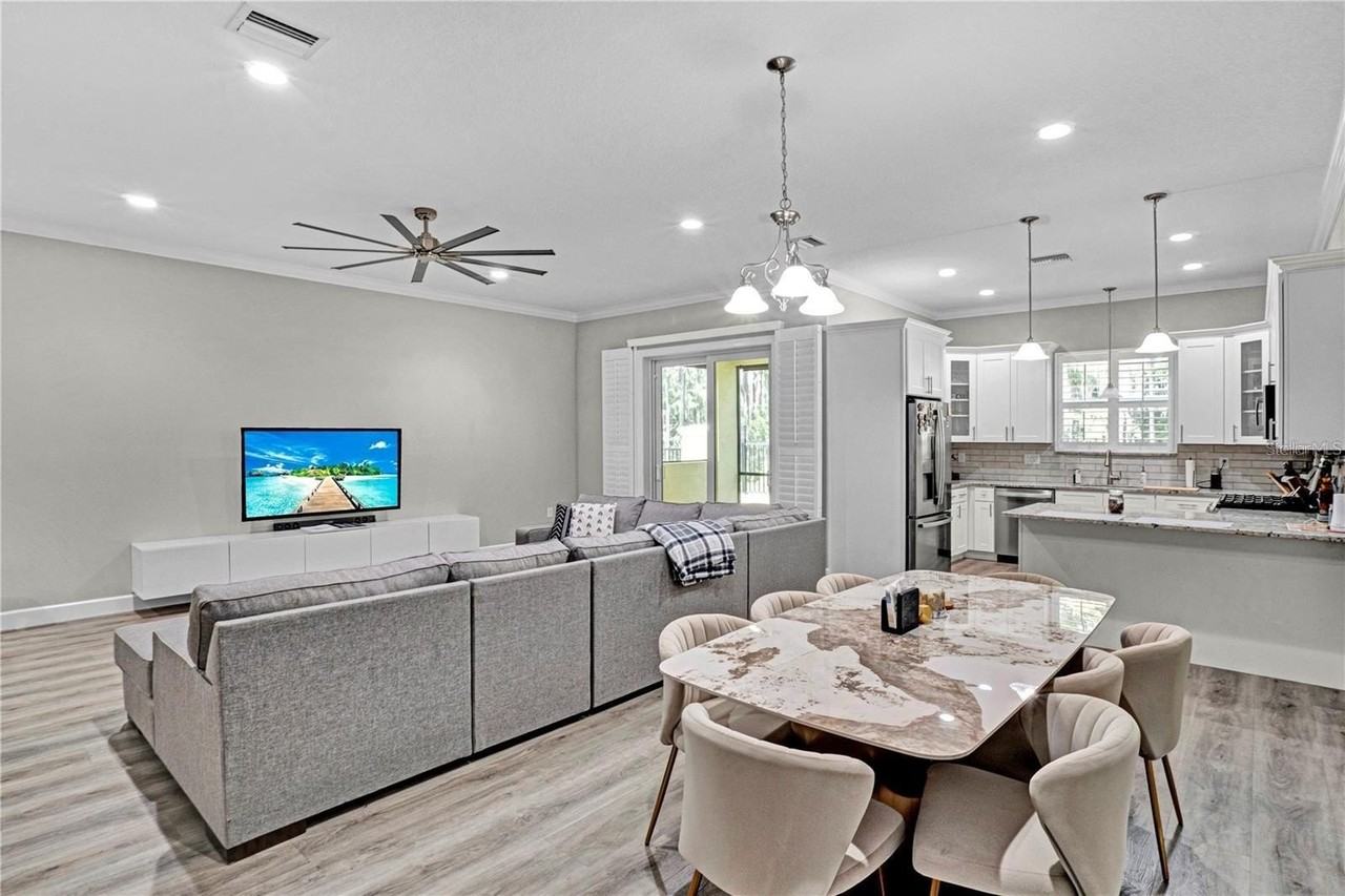 746 Grand Cypress Ln - Photo 3 of 28