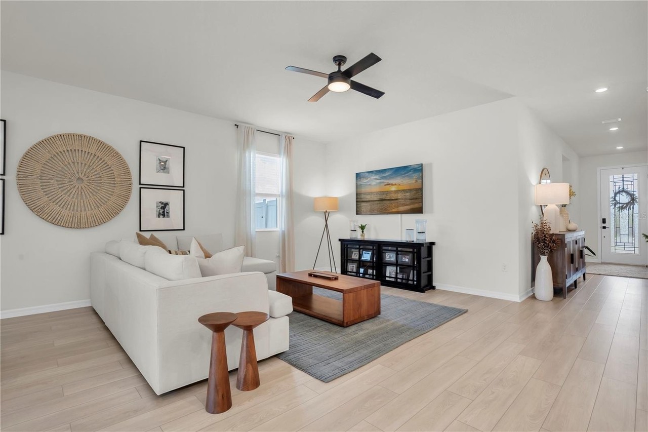 37557 Mackenzie Dr - Photo 6 of 30