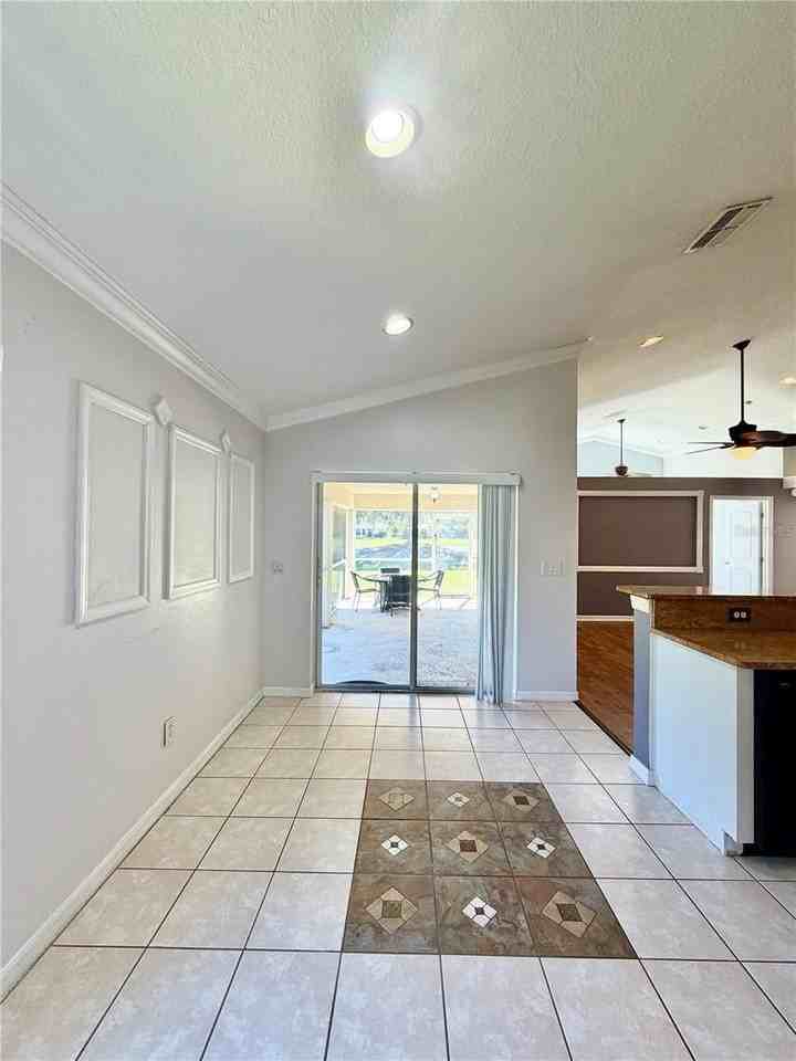 23824 Plantation Palms Blvd - Photo 4 of 48