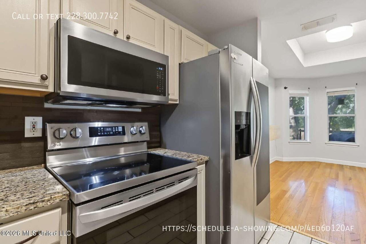 6205 Dove Ln - Photo 4 of 6