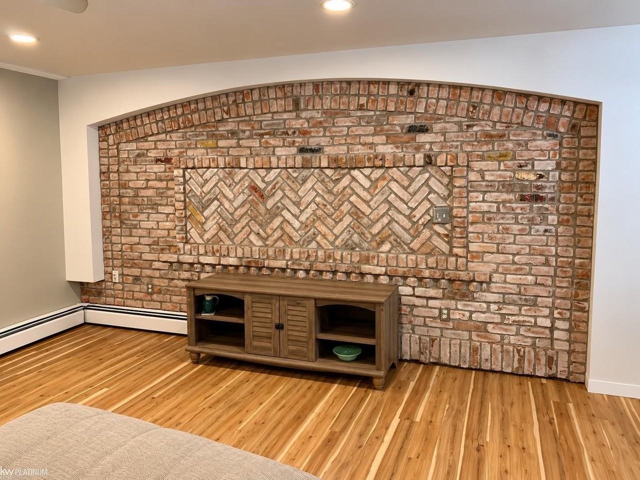 601 N Mary St - Photo 5 of 11