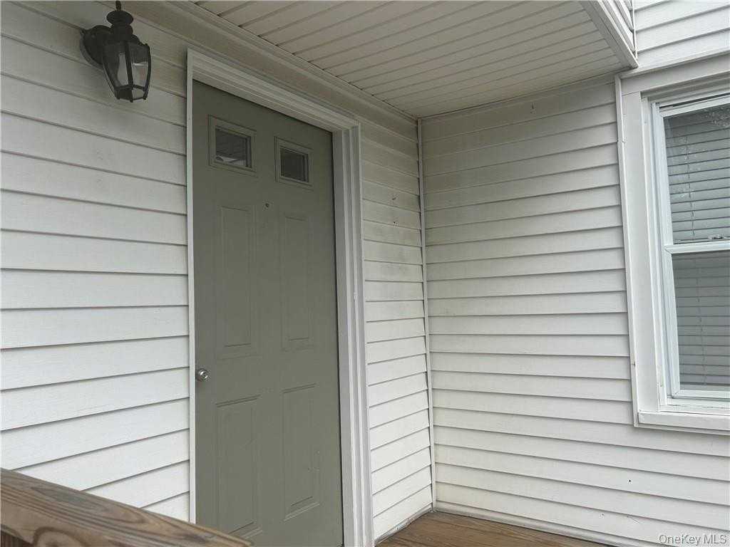55 St John St #3 - Photo 3 of 15