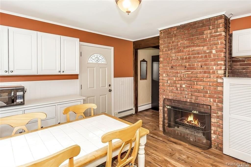 164 Blueberry Ln - Photo 4 of 10