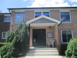featured image of 2 Barnett Dr #4