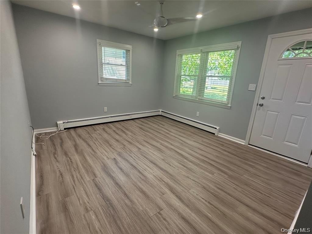 7 Bolton Dr - Photo 6 of 10