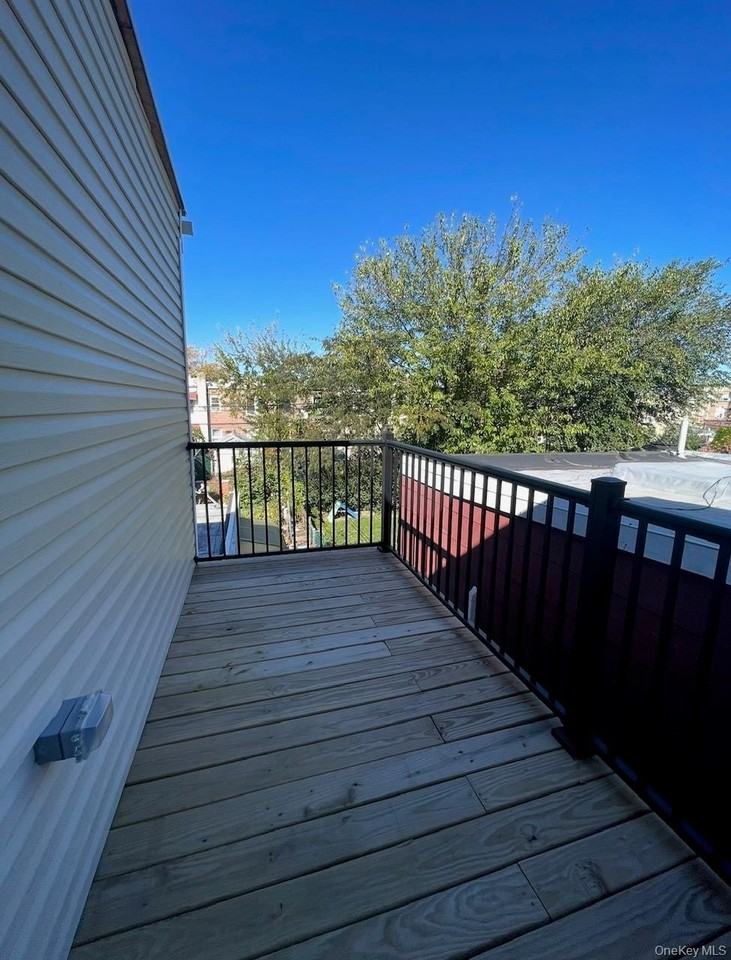 2368 37th St #2 - Photo 4 of 15