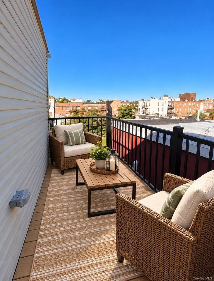 2368 37th St #2 - Photo 5 of 15
