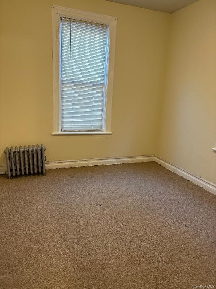 3306 Seymour Ave #1R - Photo 4 of 6