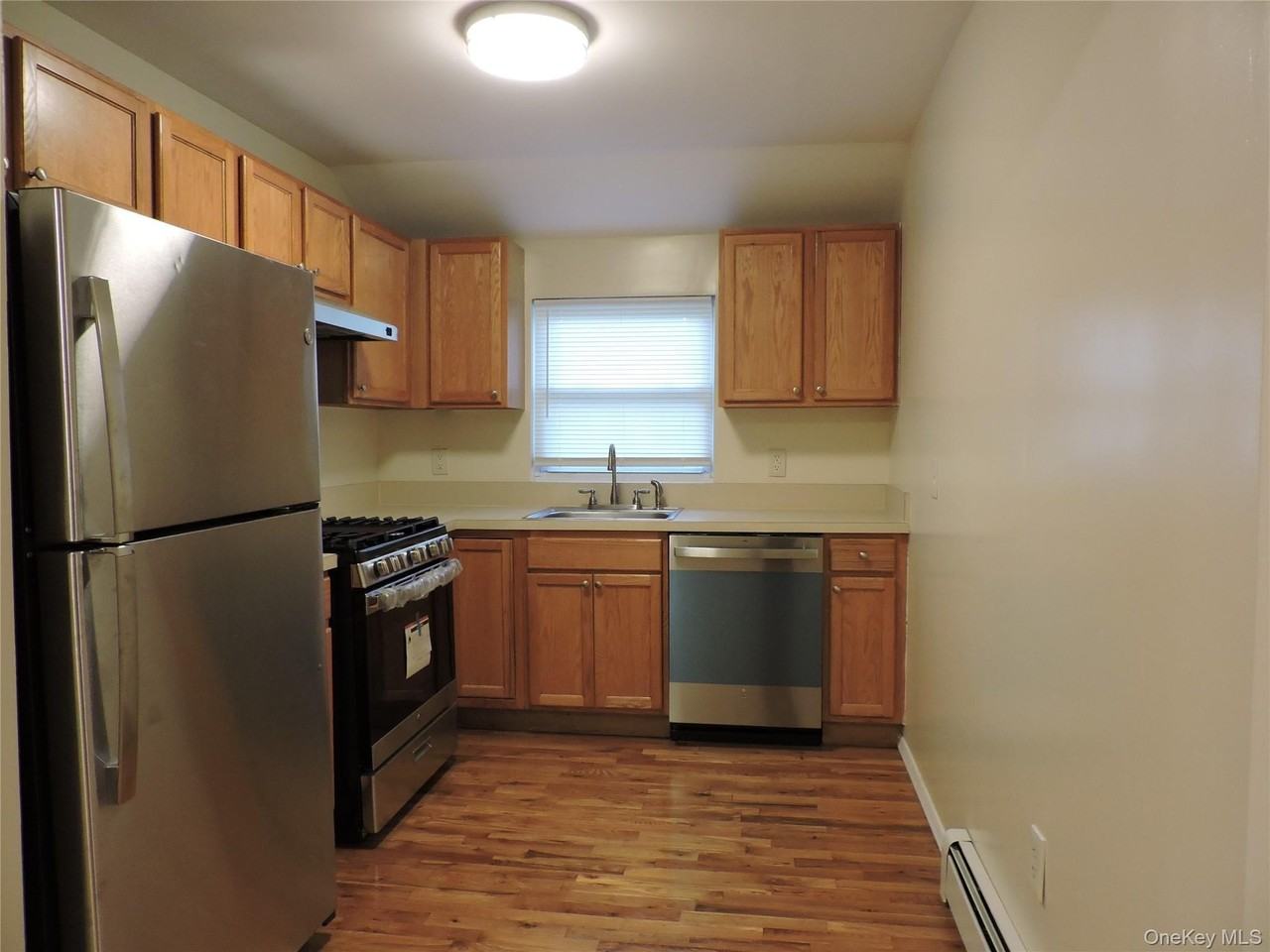21942 141st Ave - Photo 4 of 13