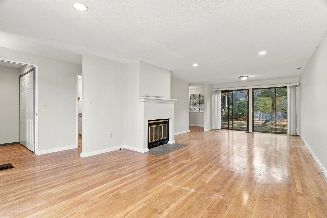 214 Meadows Edge #214 - Photo 2 of 41