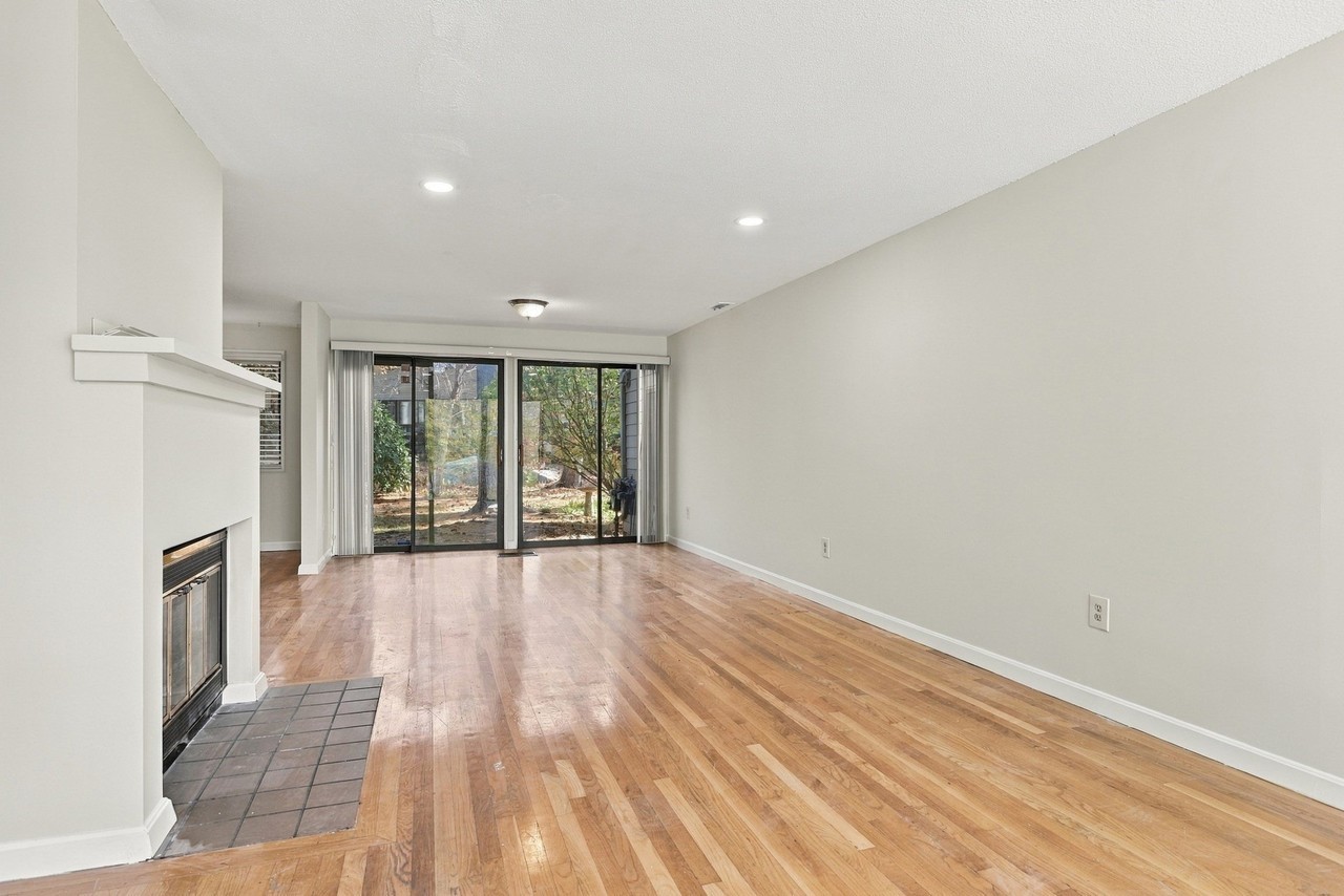 214 Meadows Edge #214 - Photo 3 of 41