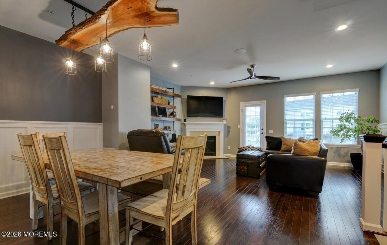 147 Waypoint Drive #2105 - Photo 5 of 18