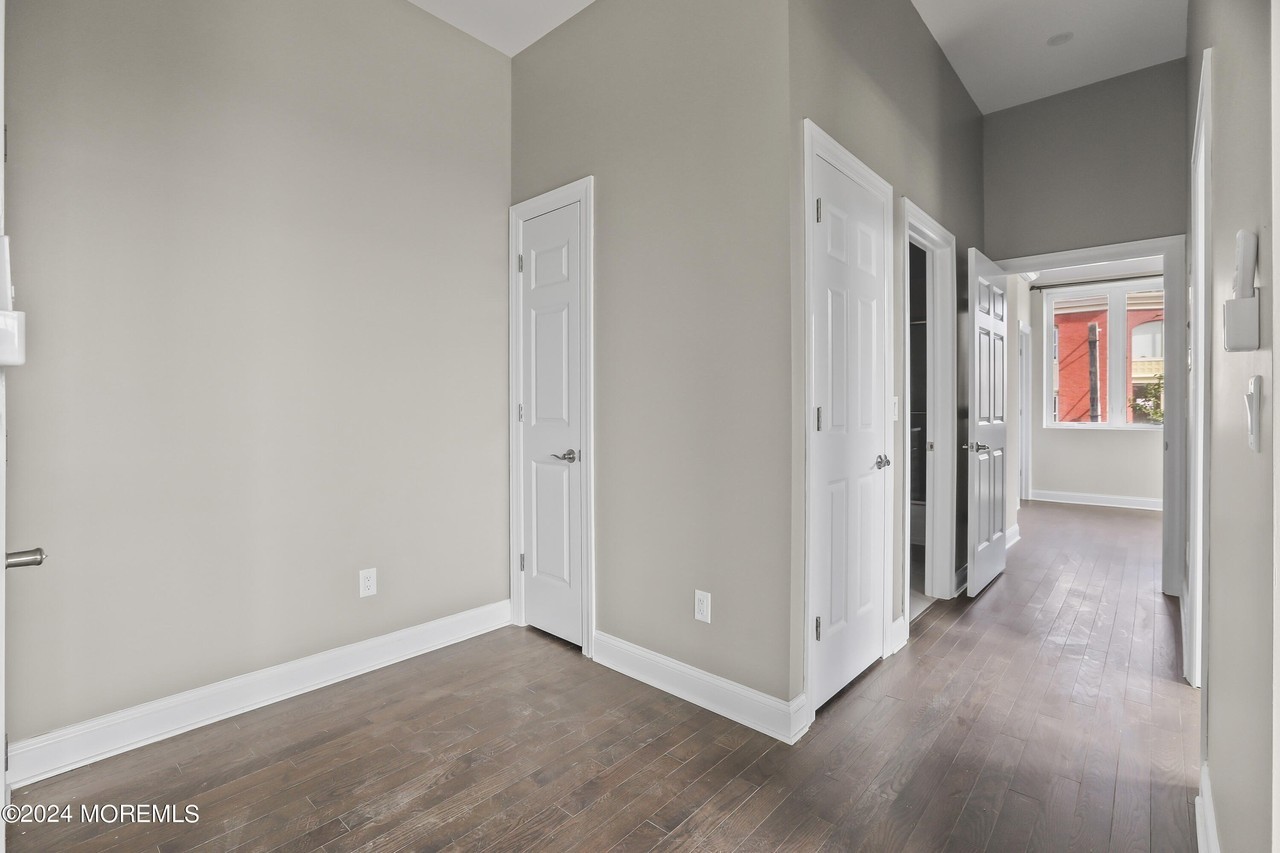 700 Cookman Ave #2A - Photo 7 of 18