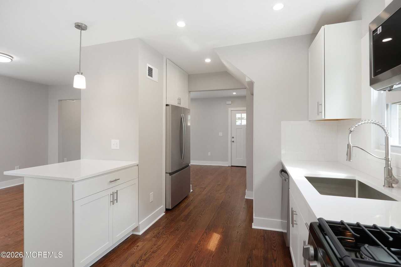 43 E Westside Ave - Photo 4 of 21