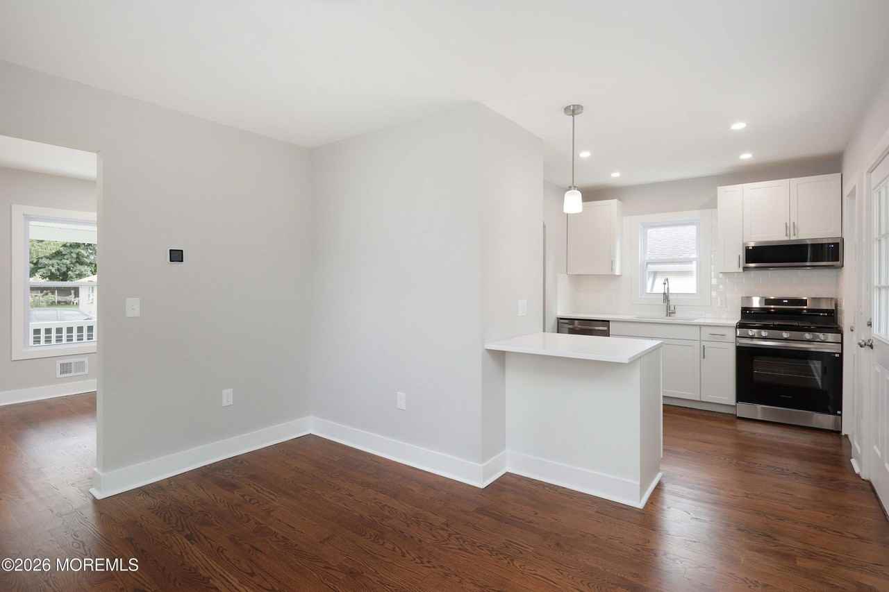 43 E Westside Ave - Photo 5 of 21