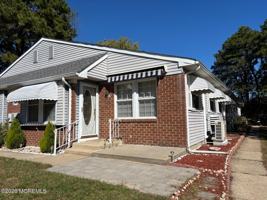 featured image of 39 Stonybrook Rd #B