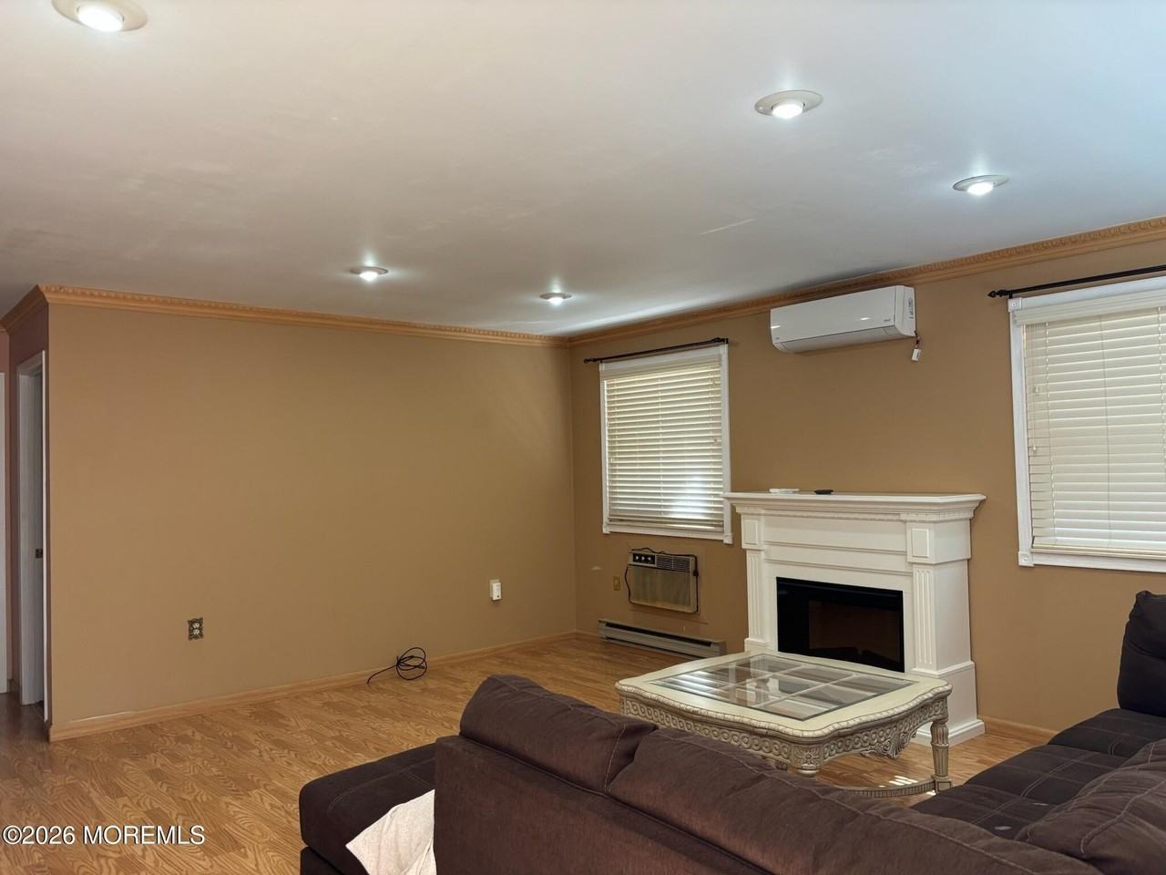 39 Stonybrook Rd #B - Photo 2 of 9
