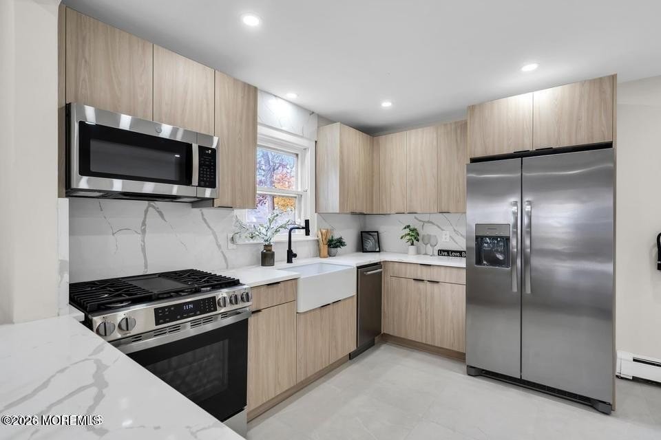 1186 Galley Ave - Photo 3 of 30