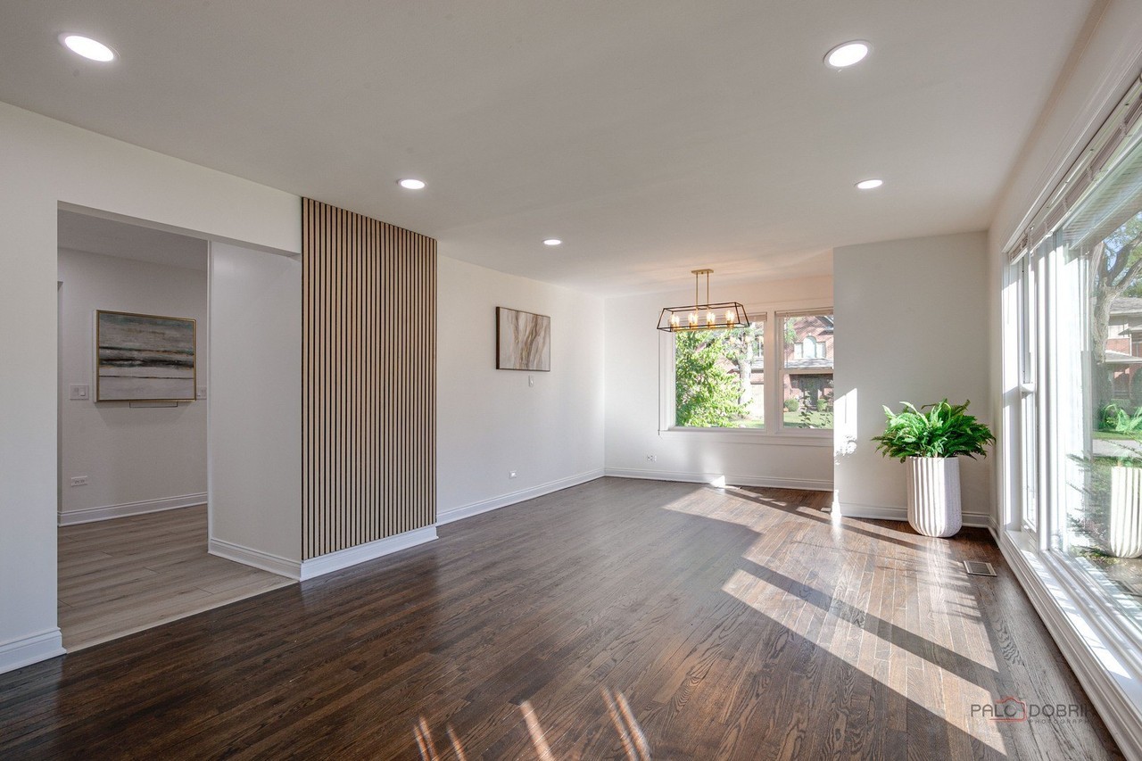 2272 Asbury Rd - Photo 3 of 43