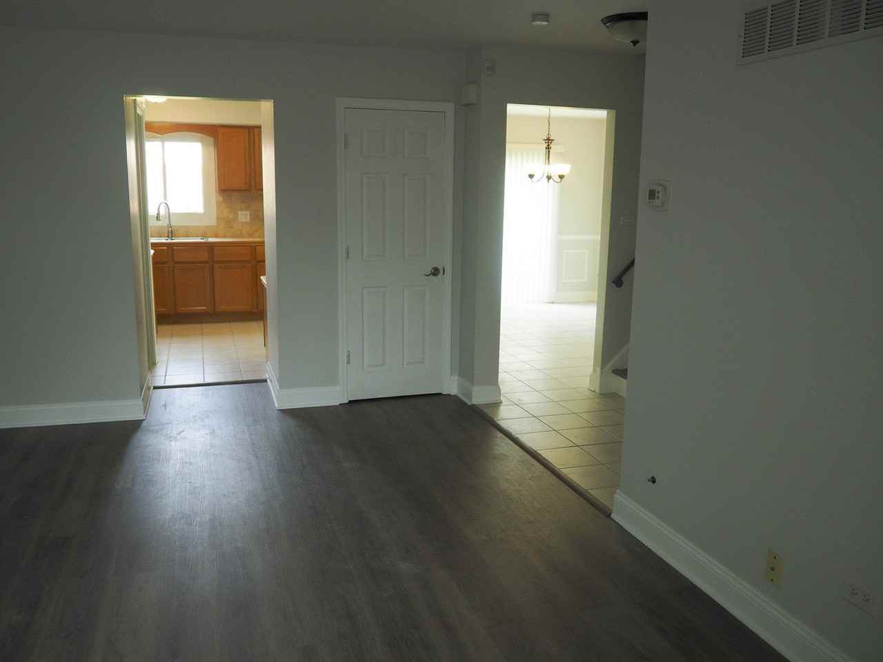 6826 Chelsea Rd - Photo 3 of 15