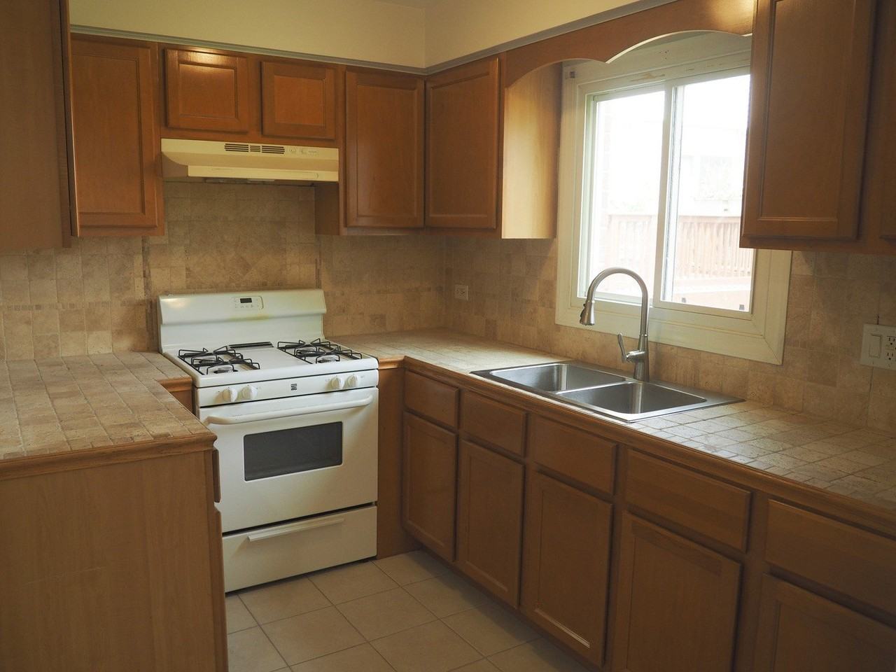 6826 Chelsea Rd - Photo 7 of 15