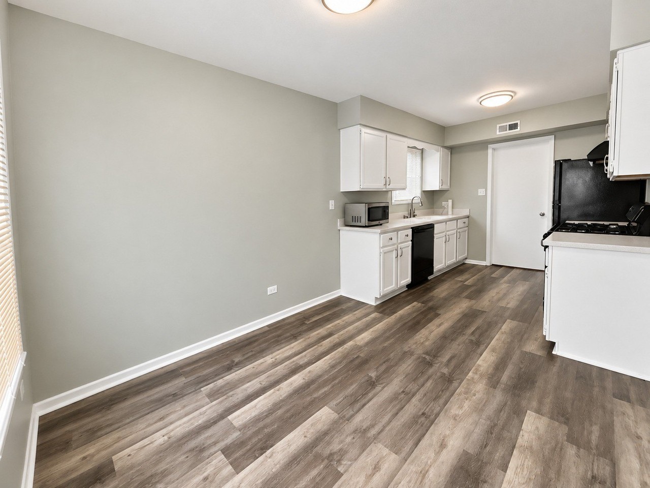 48 Churn Rd - Photo 4 of 12