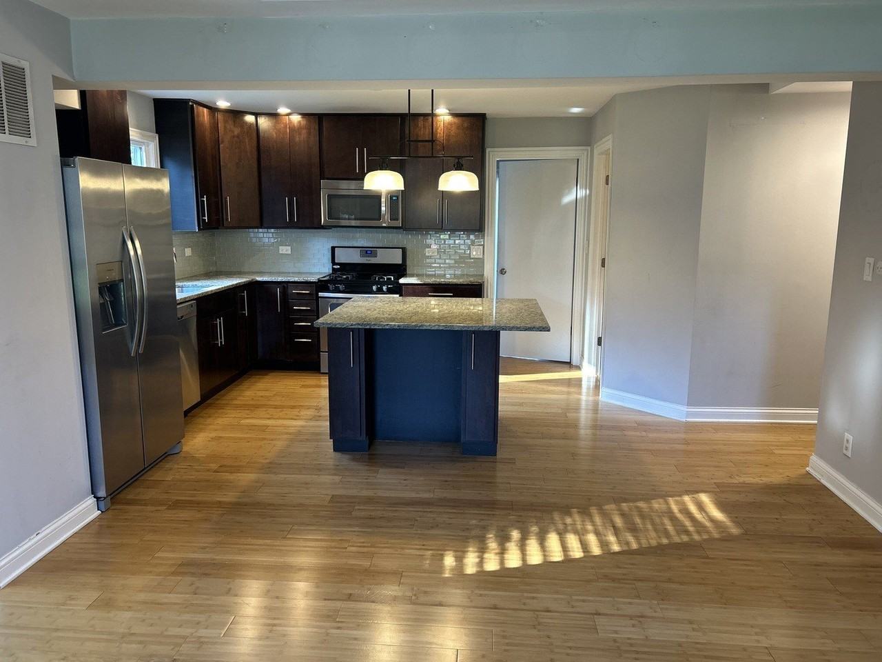 602 S 3rd St #602 - Photo 4 of 19