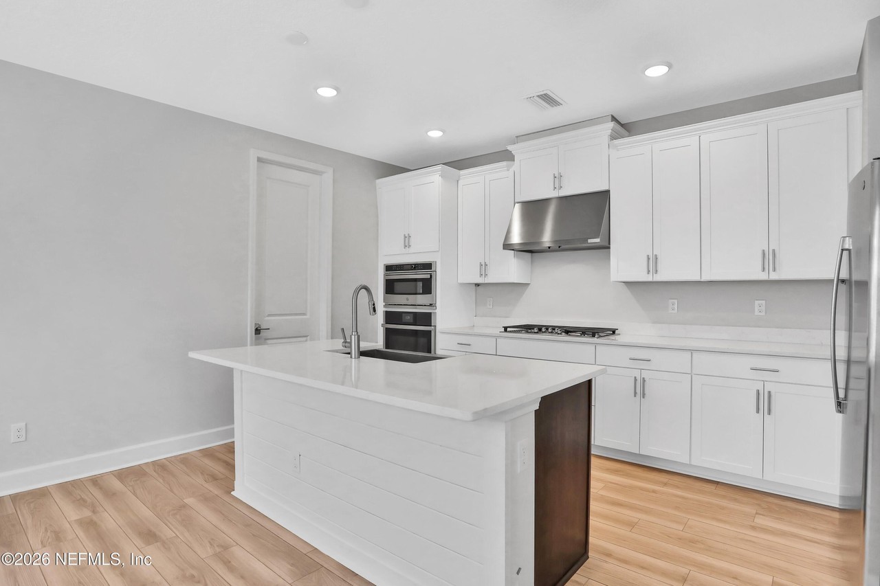 351 Millenia Dr - Photo 5 of 30