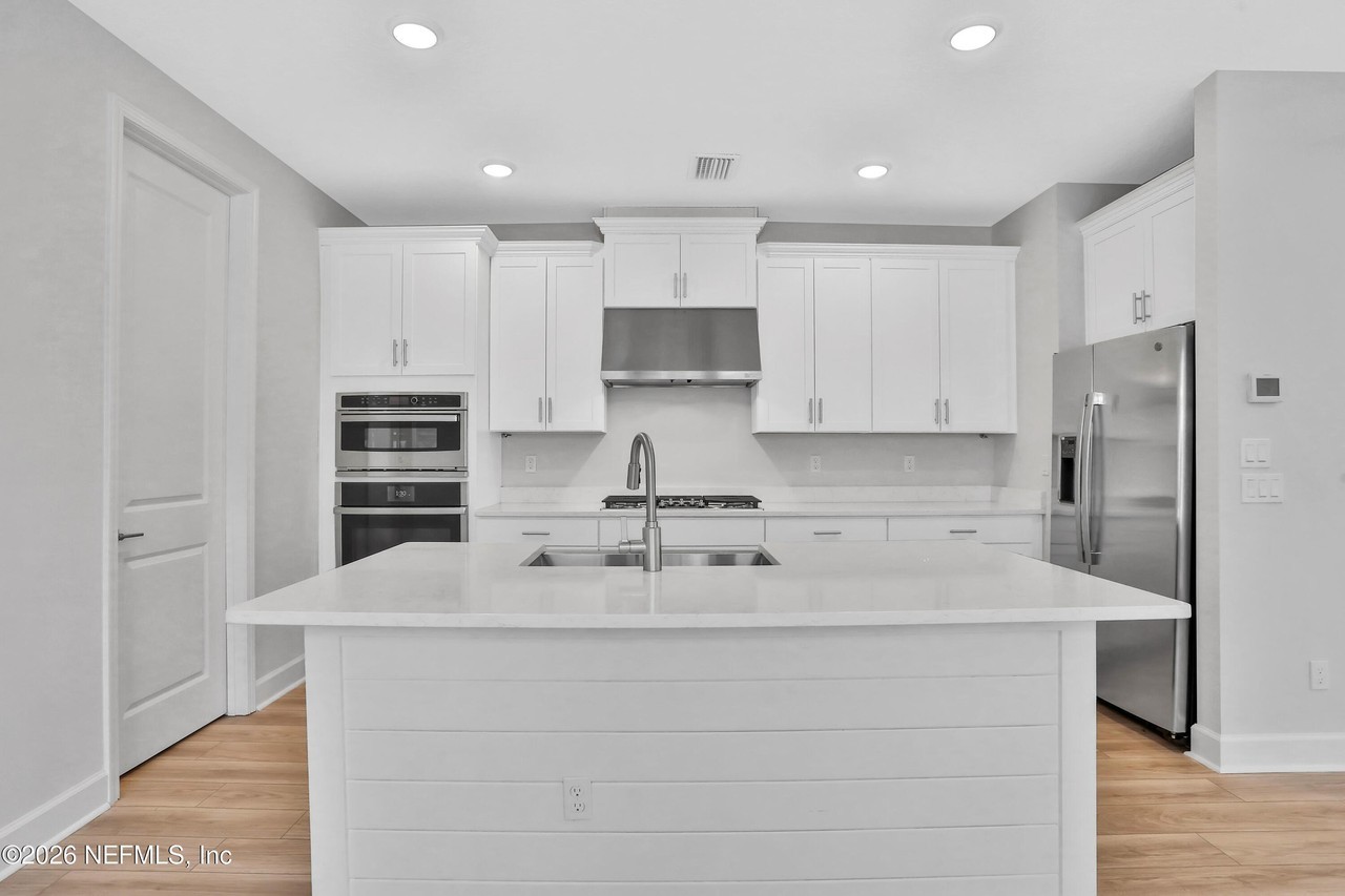 351 Millenia Dr - Photo 6 of 30