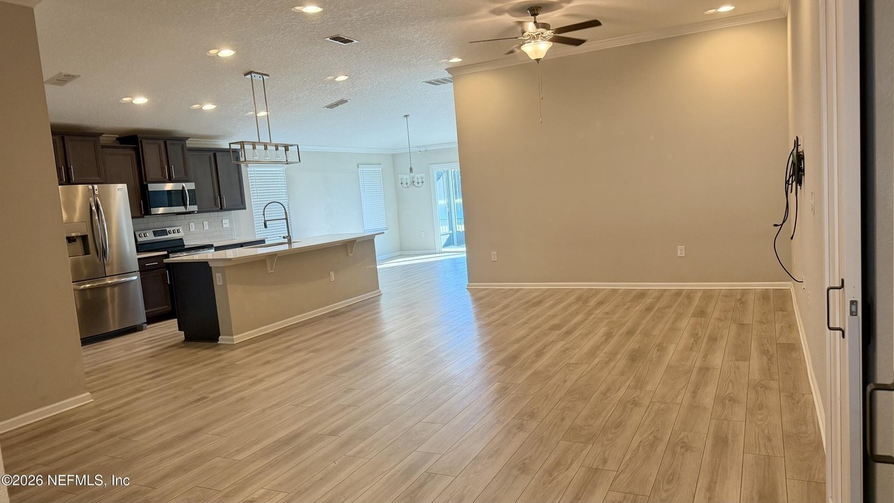11540 Red Koi Dr - Photo 4 of 22
