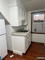 featured image of 118 Wood St #3