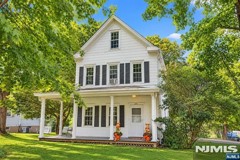 370 Sicomac Ave - Photo 1 of 1