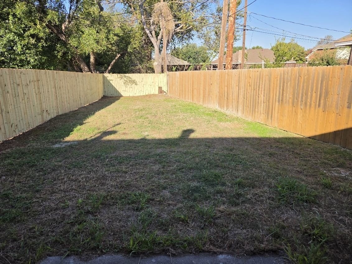 6499 Central Ave - Photo 4 of 10