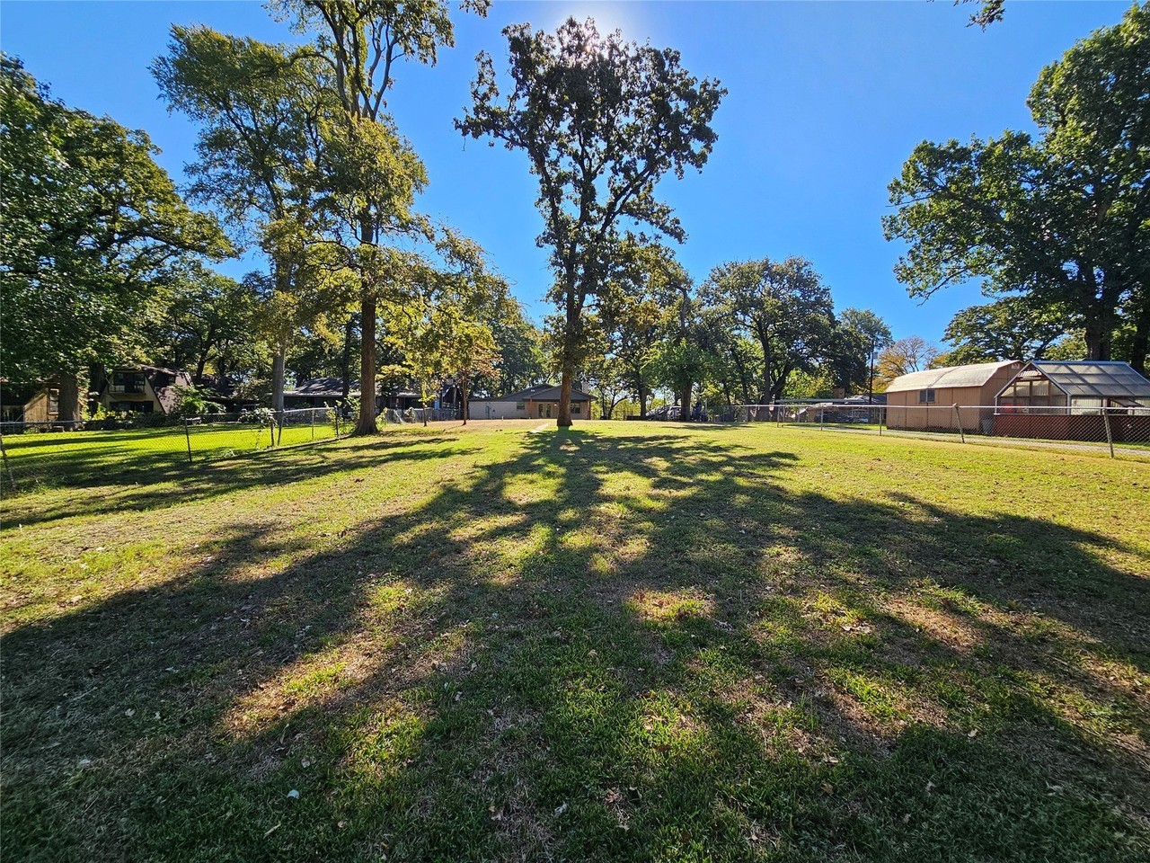 130 Littlefield Dr - Photo 6 of 16